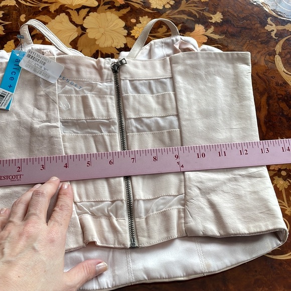 ALICE & OLVIA Stacey Bendet from BLOOMINGDAKES pink leather bustier crop top sz6 - Picture 4 of 7